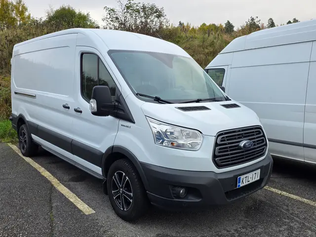 Pakettiauto Ford Transit 350 L3H2 – pitkä ja korkea kuva 5