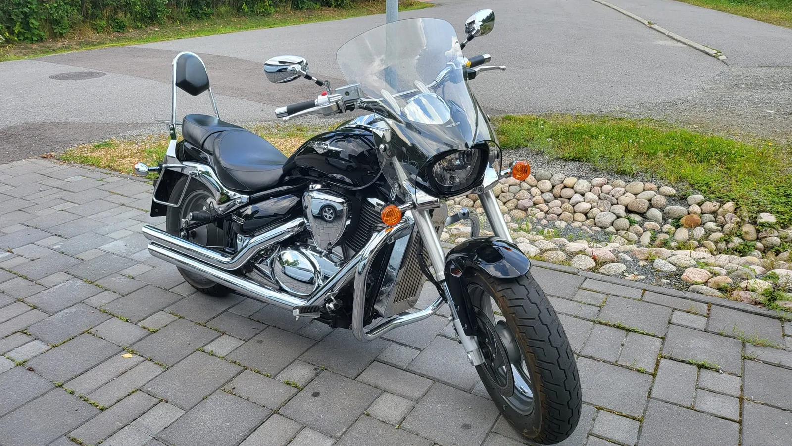 Suzuki intruder vz800 kuva 1
