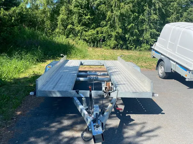 Autotraileri 2000 kg – ANSSEMS AMT kuva 2